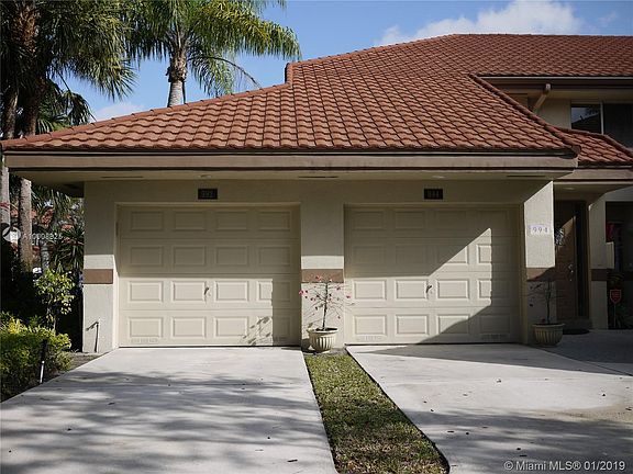 2nd image of 992 NW 93rd Ave #992