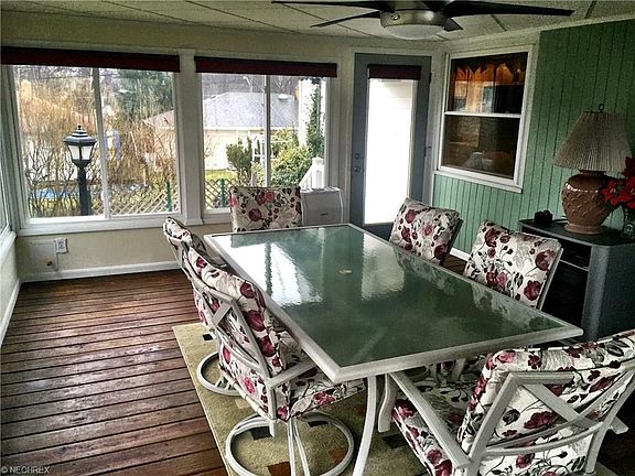 3rd image of 2476 Robinhood Dr