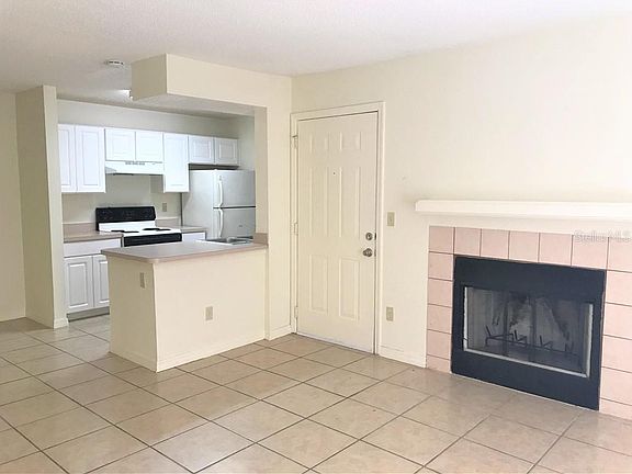 2nd image of 2550 N Alafaya Trl APT 1102