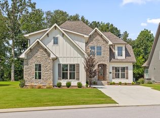 8857 Grey Reed Dr, Ooltewah, TN 37363