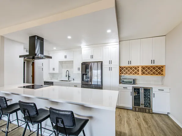 207 W CLARENDON Avenue #14A, Phoenix, AZ 85013