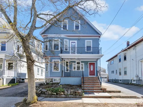 30 Magnolia St #1, Arlington, MA 02474