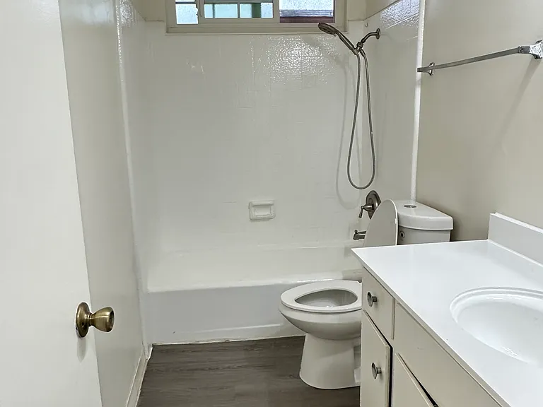 6302 Milton Ave #4 — Photo 14