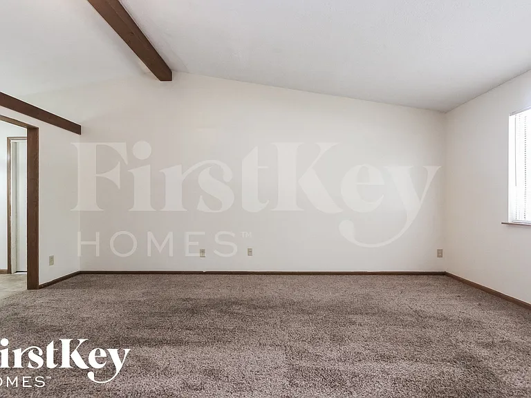 8611 Gandy Ct — Photo 5