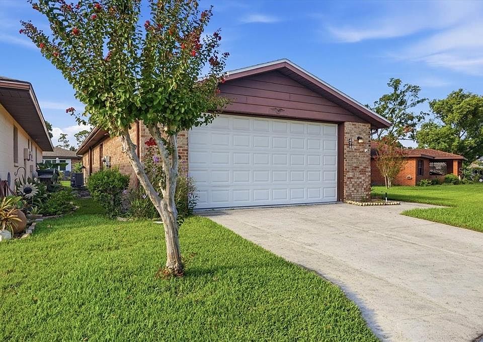 1st image of 478 LAKE CAROLYN CIRCLE