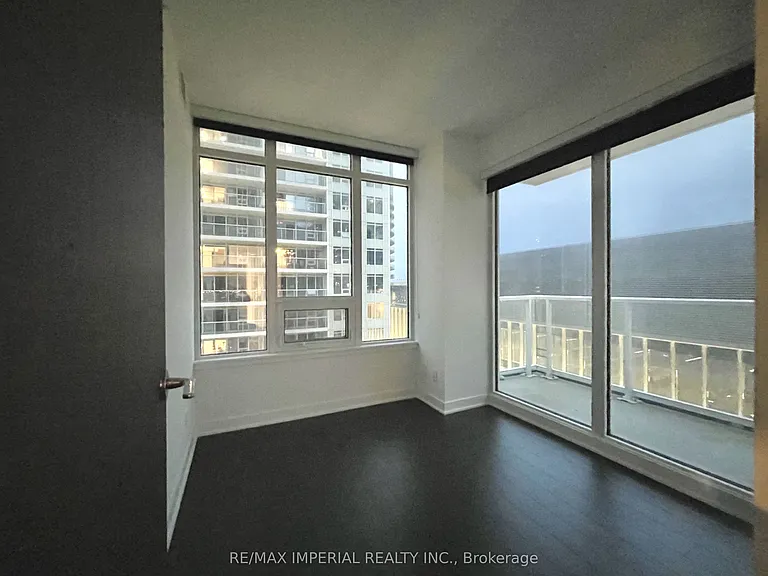 19 Bathurst St #1211 — Photo 10