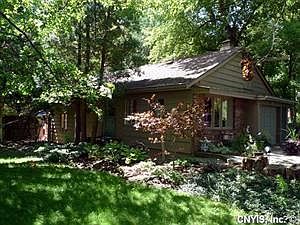 1st image of 8122 E Seneca Tpke