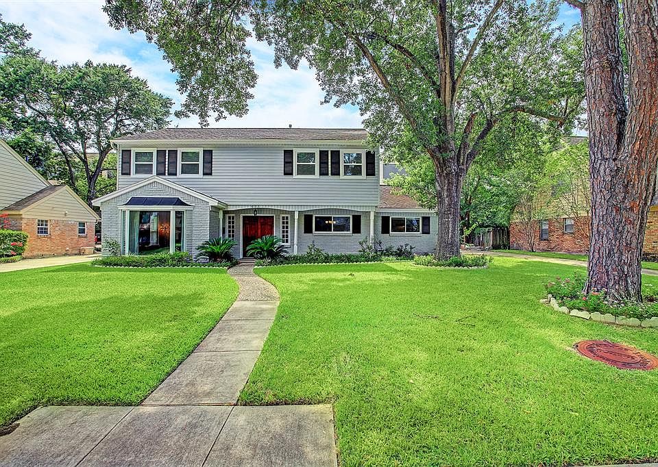 1st image of 623 Bendwood Dr