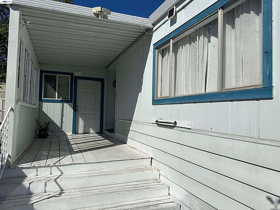 3rd image of 711 Old Canyon Rd Space 145