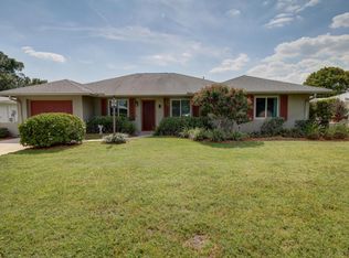 18328 SE Par Ln, Tequesta, FL 33469