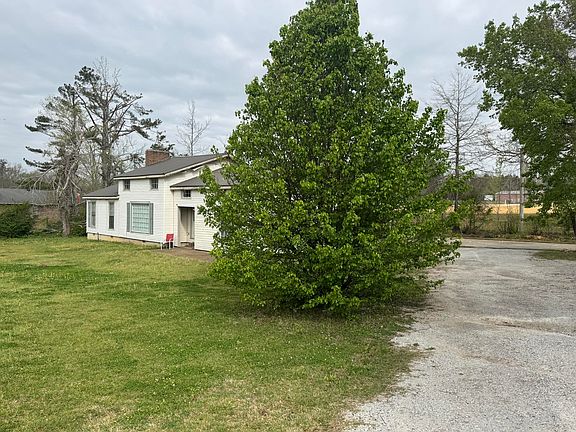 2nd image of 4607 N Harper Rd