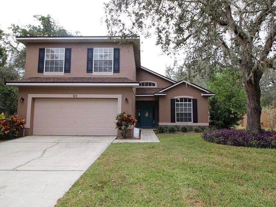 1st image of 123 Pinewood Ct