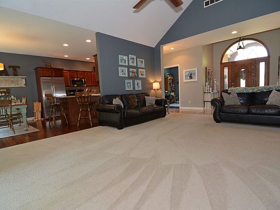 5th image of 6955 Rosewood Ln