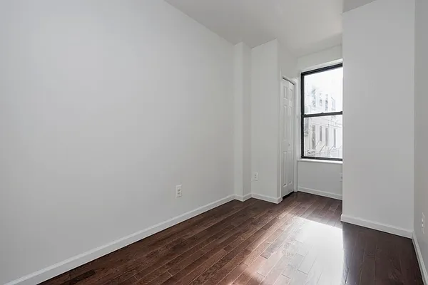 Rented by Bold New York | media 18