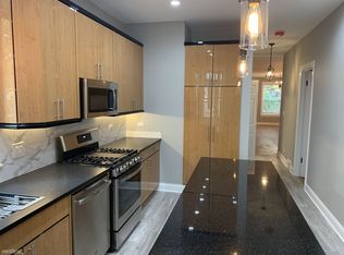 2123 W Warner Ave APT 1, Chicago, IL 60618