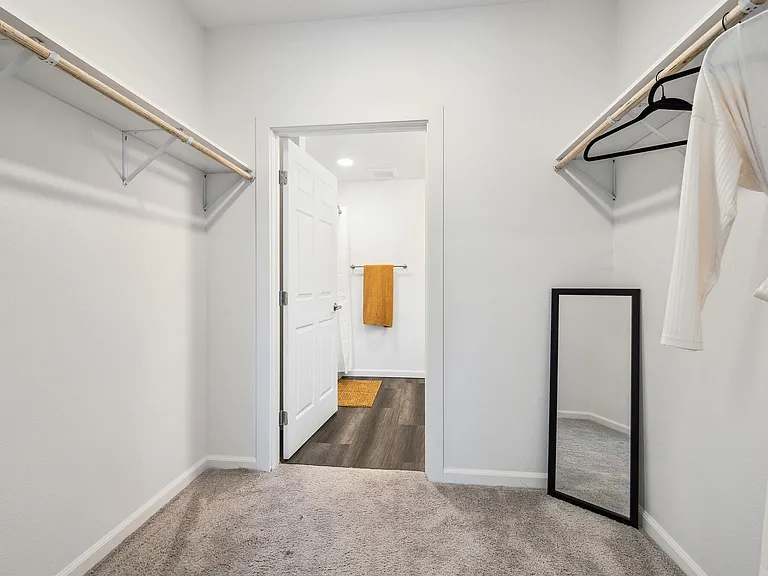 Pullman Lofts — Photo 19