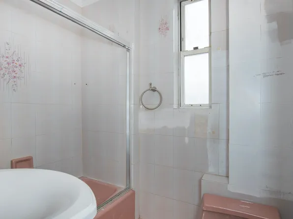 18-21 26th Road image 13 of 15