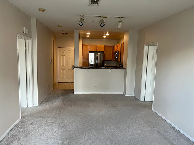 6400 Crescent Park E — Photo 13