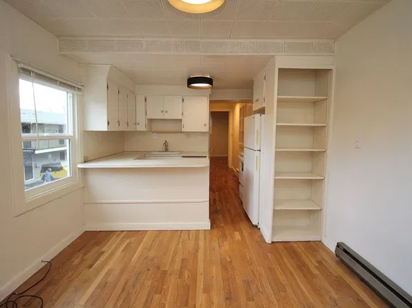 1015 SW Woods St #1-3, Portland, OR 97239