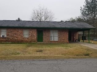308 Pineview Cir, Quitman, MS 39355