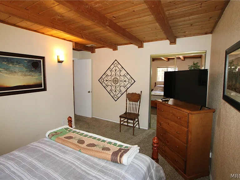 774 Summit Blvd #B — Photo 19