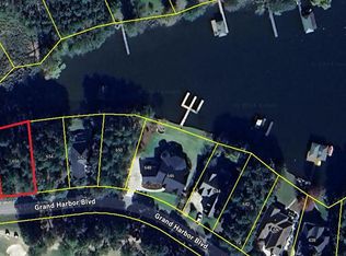 656 Grand Harbor Blvd, Ninety Six, SC 29666