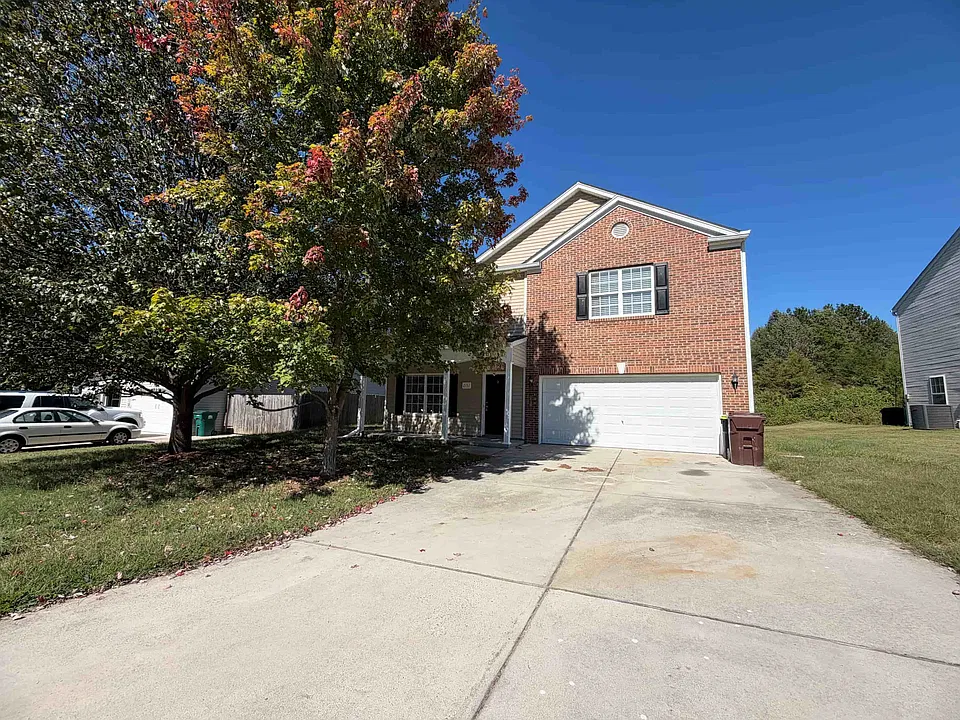2151 Lauren Woods Dr