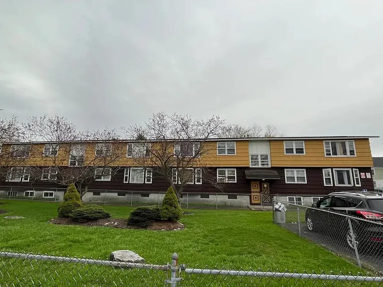 806 South Ave #2 — Photo 2