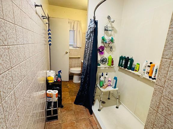 5th image of 3492 Rodell Rd