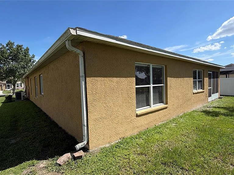 31205 Bridgegate Dr — Photo 36