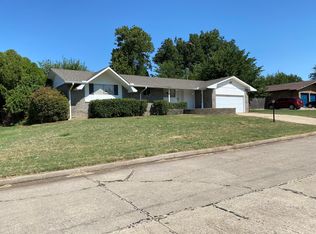 221 Lakewood Blvd, Duncan, OK 73533