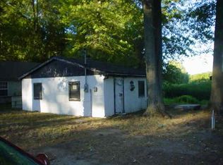 2631 S Lakeside St, Albion, IN 46701