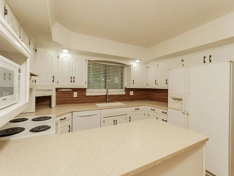 15045 Switzer Rd — Photo 15