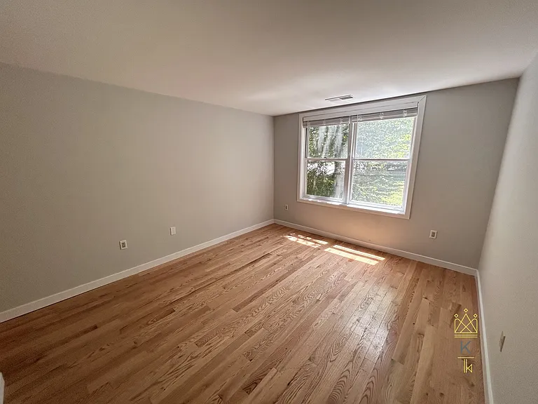 25 Holly Ln #1D — Photo 12