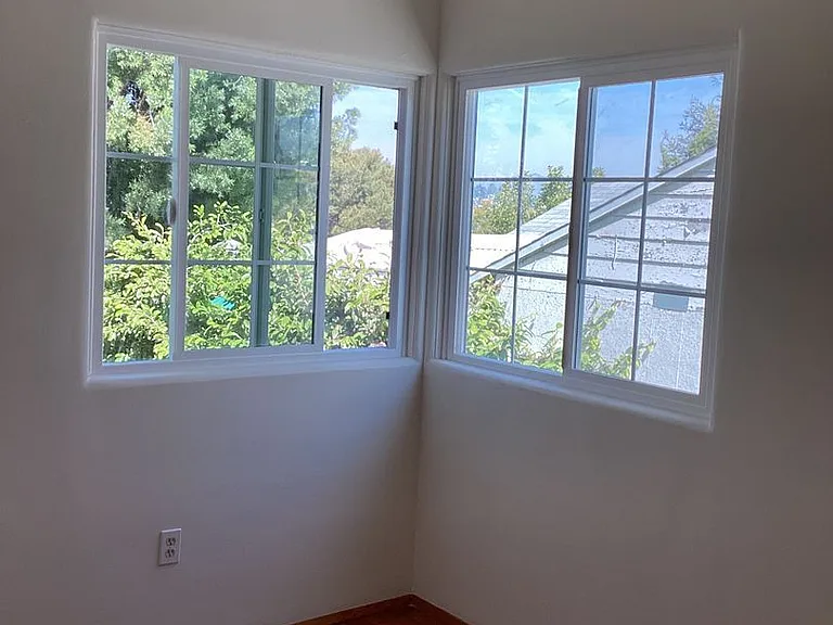 1125 Pagoda Pl — Photo 2