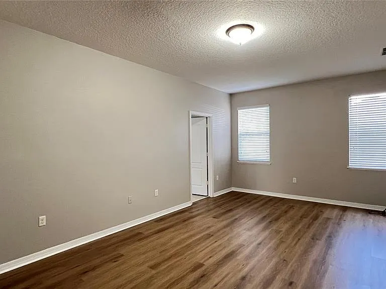 3840 Ryegrass St — Photo 20