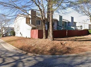 1021 Thornwoode Ln, Stone Mountain, GA