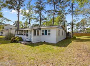 1103 Broad Street Ext, Oriental, NC 28571