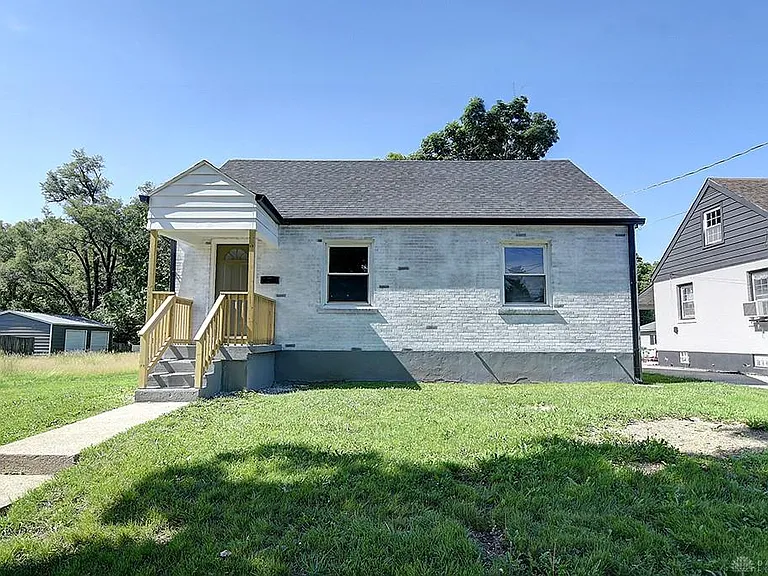 2201 Wilbraham Rd — Photo 1