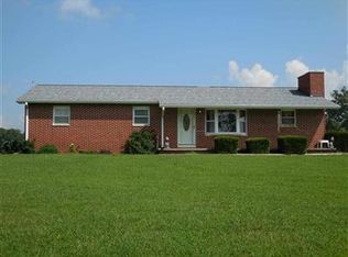 1711 Moto Cross Rd, Mitchell, IN 47446