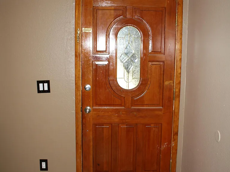 1859 E Florian Ave — Photo 9