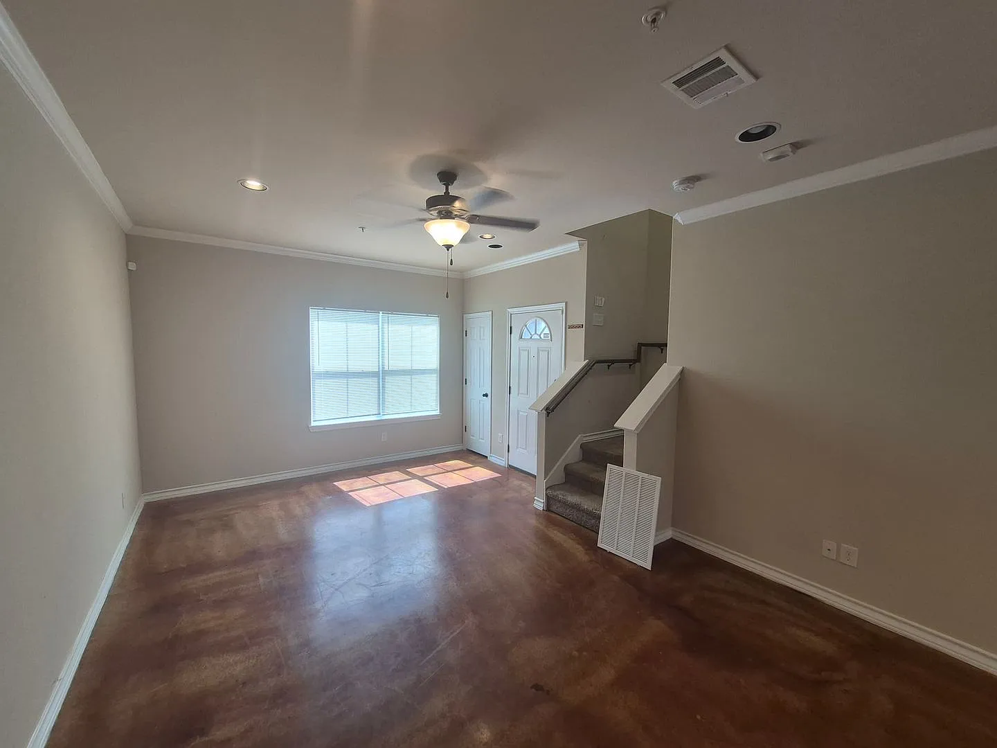 610 Meadow Arbor Ln #2, Universal City, TX. 78148 — Photo 3