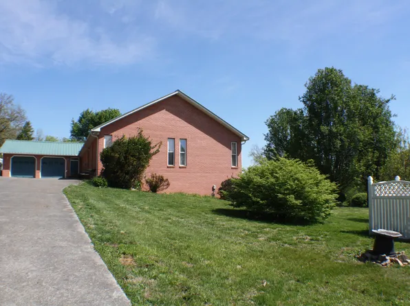 1835 River Rd, New Market, TN 37820