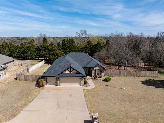 4th image of 12454 Hidden Run Rd