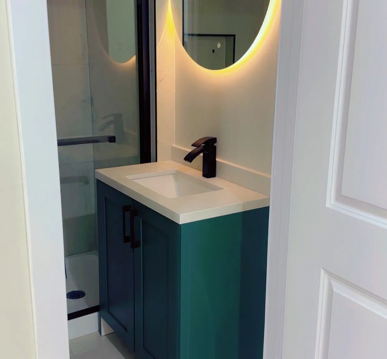 2 bed, $1,800 — Photo 3