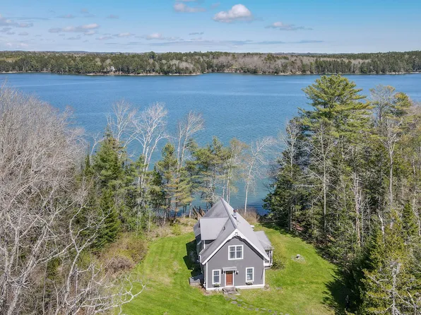 110 Broadcove East, Waldoboro, ME 04572
