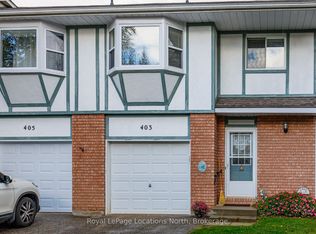 403 Thomas St S #8, Clearview, ON L0M1S0