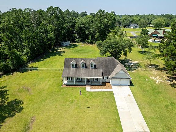 3rd image of 4045 Kilarney Cir