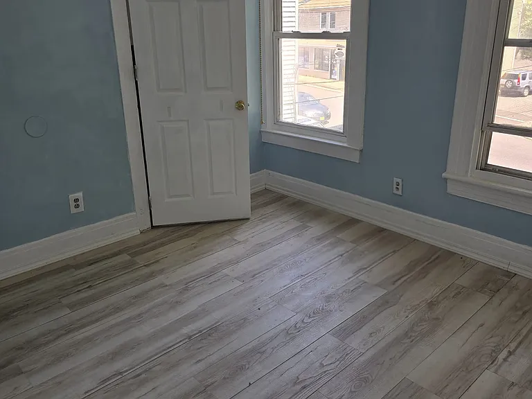 274 W Grand Ave #2 — Photo 6
