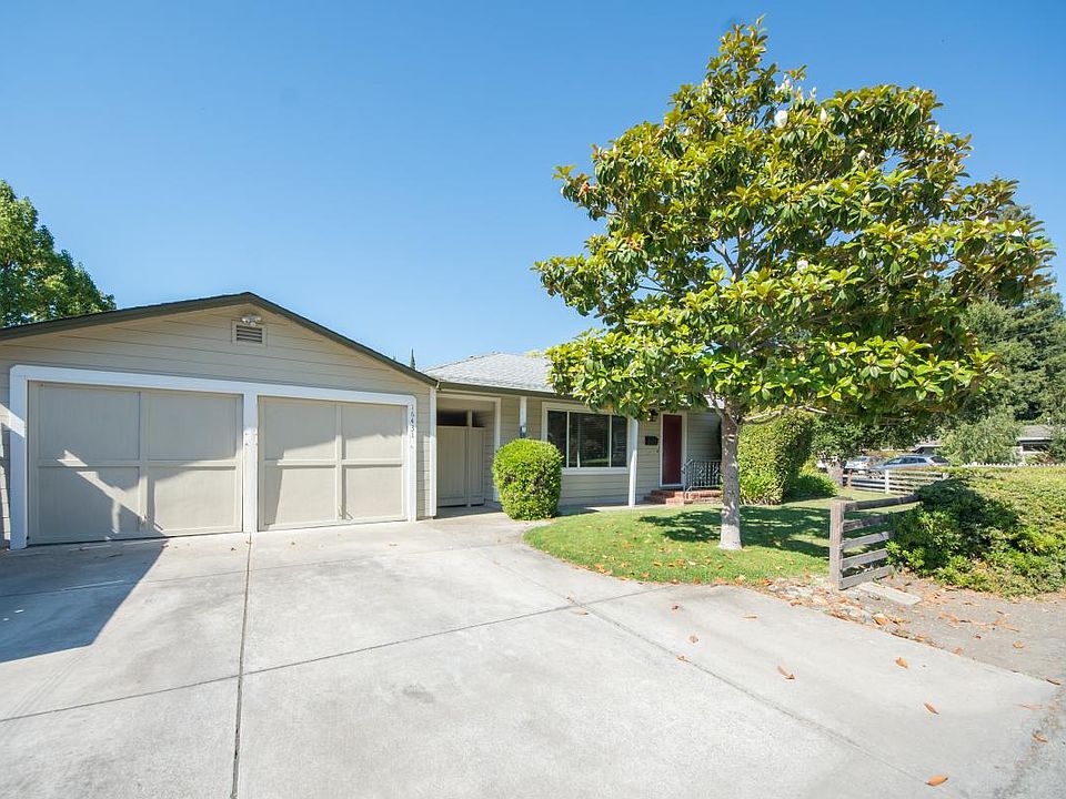 1st image of 16431 E La Chiquita Ave